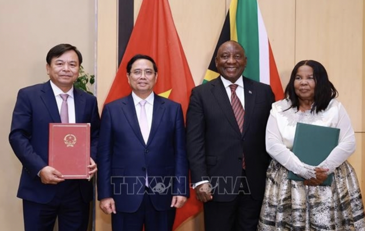 Vietnam, South Africa issue joint statement